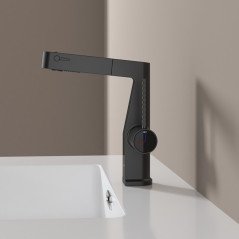 Mitigeur noir LED : design moderne, affichage température et douchette pratique