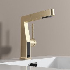 Mitigeur doré LED : luxe, modernité et économie pour votre salle de bain