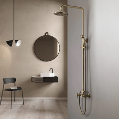 "Zagoria" : La colonne de douche en bronze antique pour une salle de bain chic